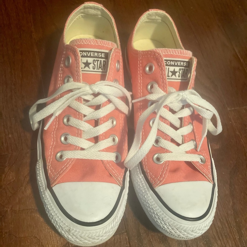Coral Converse
